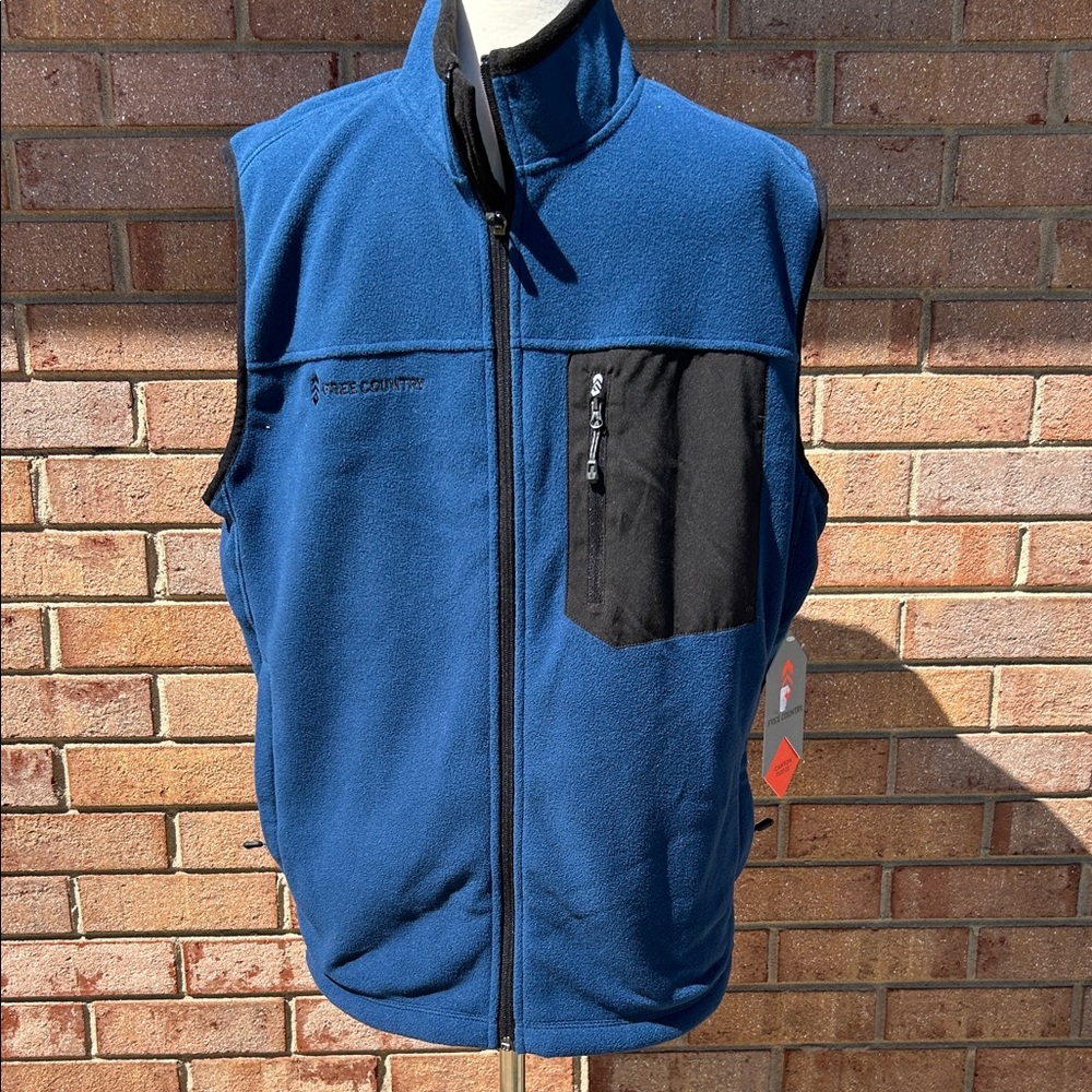 NWT Free Country Men's Blue and Black Fleece Vest